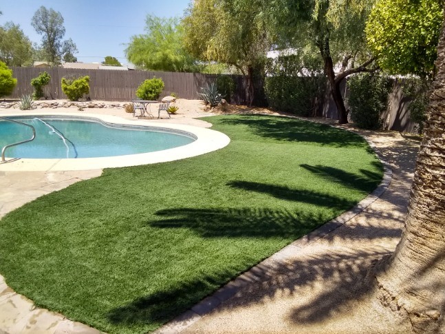 7 Easy Ways to Enhance RV Parks with Beautiful Artificial Turf